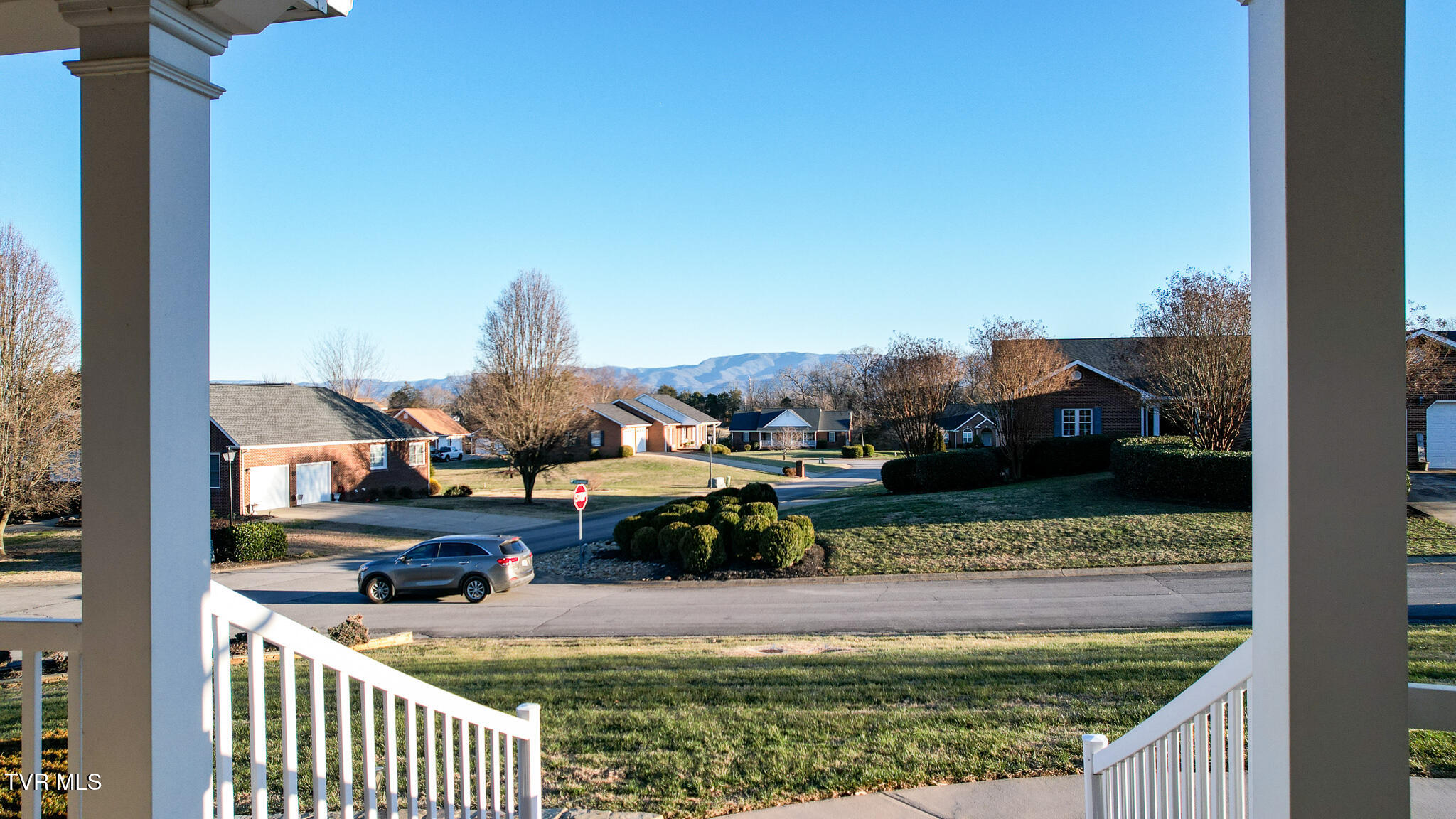 Greeneville, Tennessee, 37745, United States, 5 Bedrooms Bedrooms, ,5 BathroomsBathrooms,Residential,For Sale,2012581