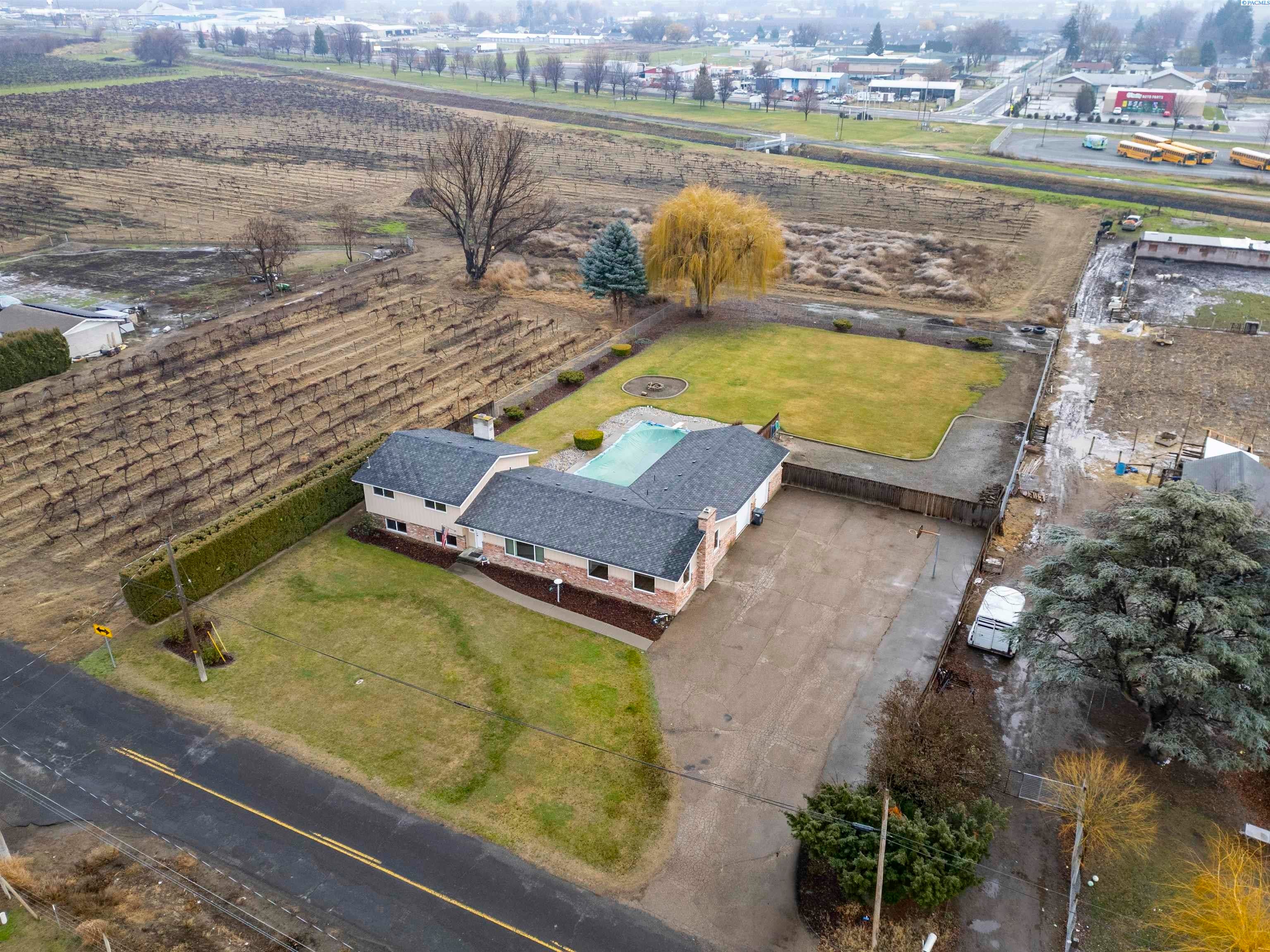 Grandview, Washington, 98930, United States, 4 Bedrooms Bedrooms, ,3 BathroomsBathrooms,Residential,For Sale,2007847