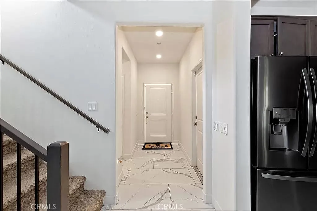 Victorville, California, 92392, United States, 5 Bedrooms Bedrooms, ,4 BathroomsBathrooms,Residential,For Sale,1984455