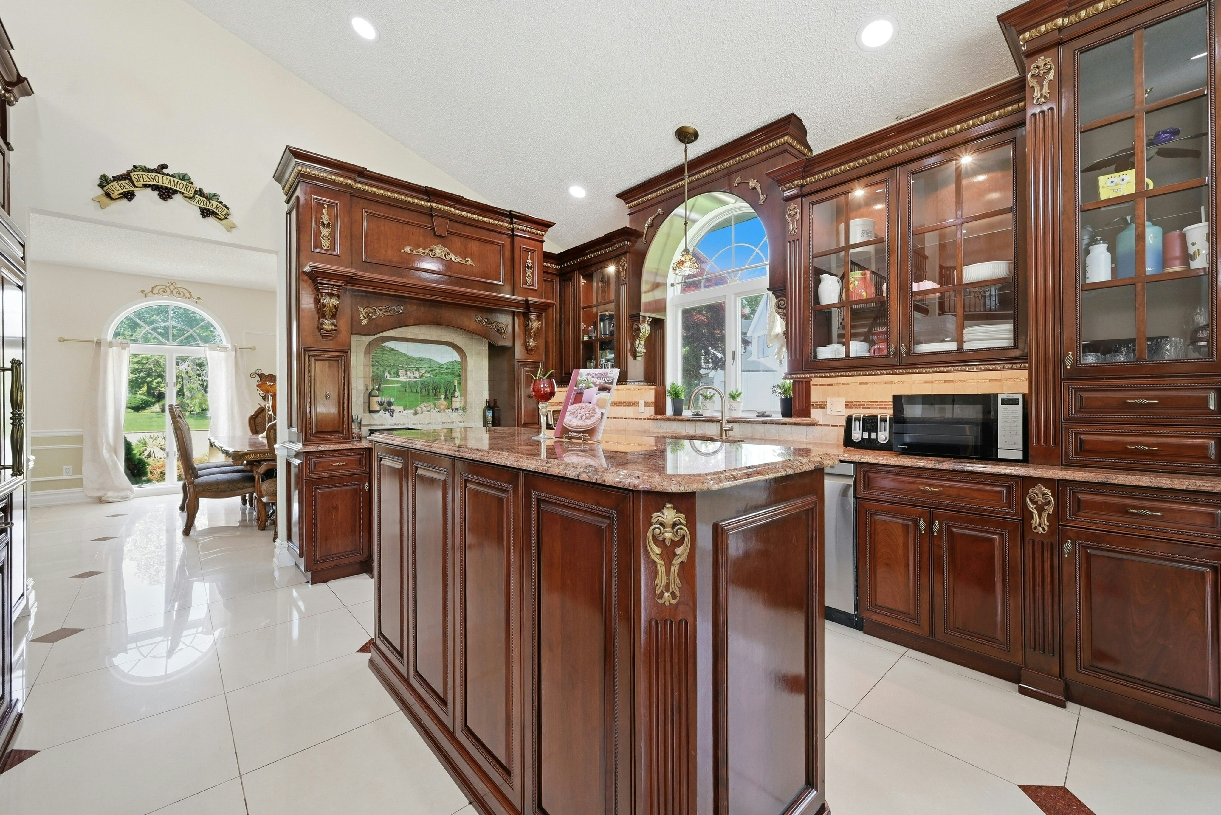  12 Phillips Lane, Lake Grove, NY, 11755 - 物件實景