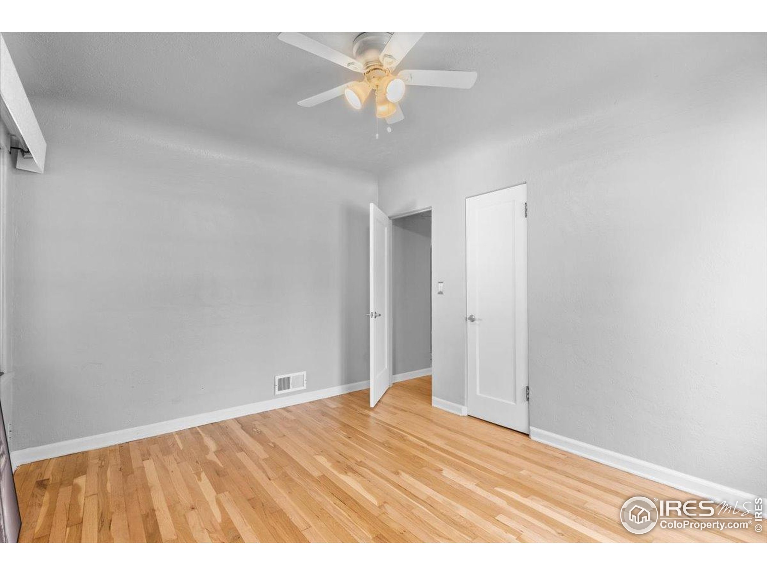 Loveland, Colorado, 80537, United States, 3 Bedrooms Bedrooms, ,1 BathroomBathrooms,Residential,For Sale,1910370
