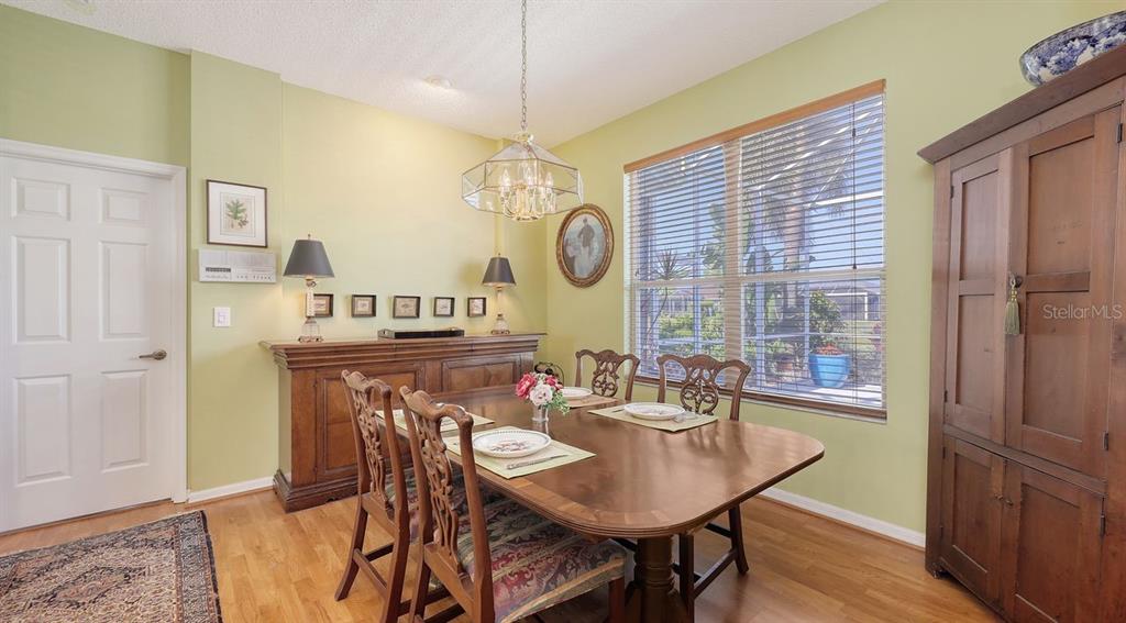 Bradenton, Florida, 34210, United States, 3 Bedrooms Bedrooms, ,2 BathroomsBathrooms,Residential,For Sale,1792897