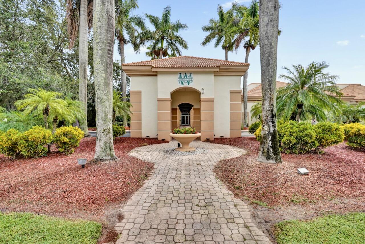 Lake Worth, Florida, 33463, United States, 3 Bedrooms Bedrooms, ,3 BathroomsBathrooms,Residential,For Sale,1940163