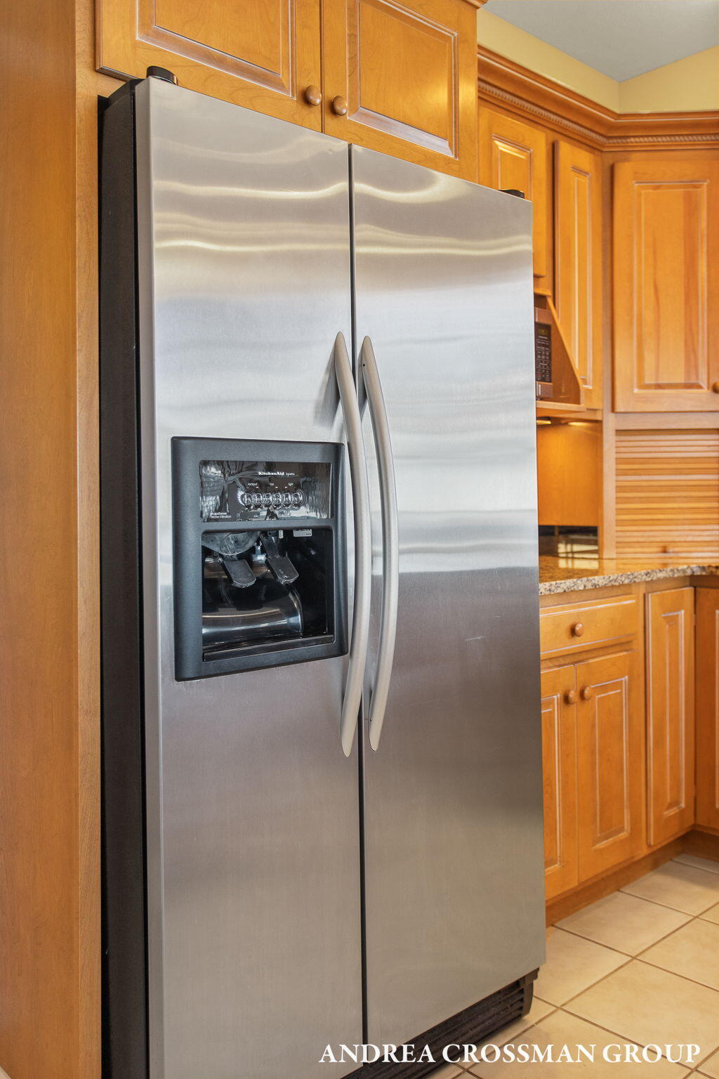 St. Joseph, Michigan, 49085, United States, 4 Bedrooms Bedrooms, ,4 BathroomsBathrooms,Residential,For Sale,1960959