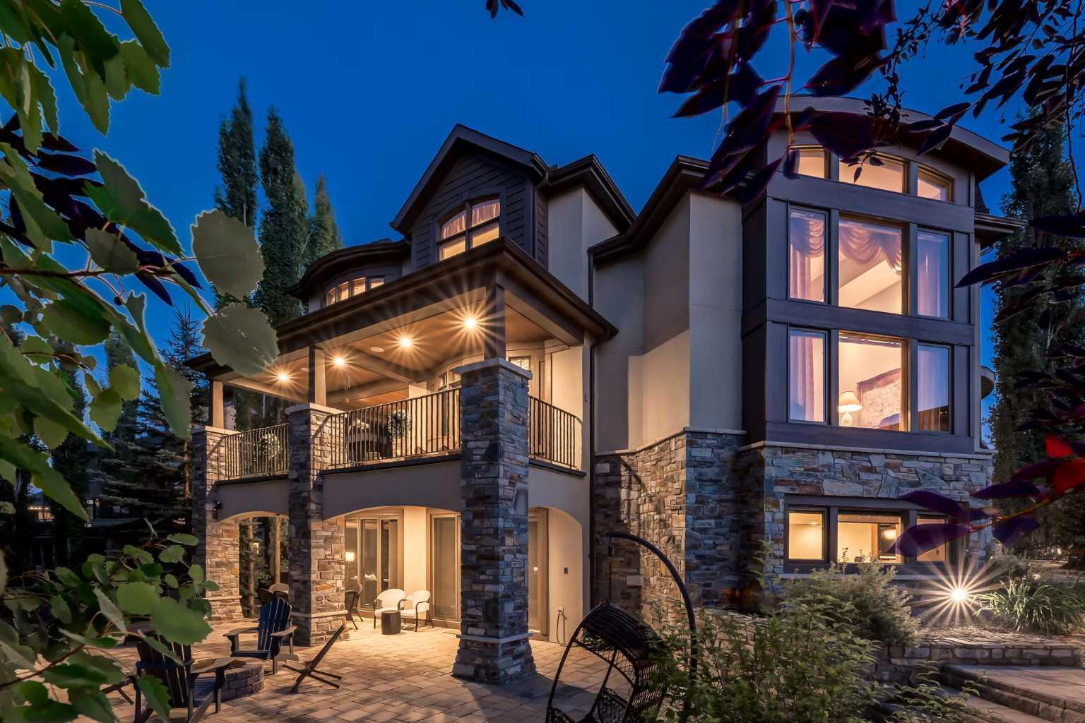 CALGARY, Alberta, T3H 5M3, CA, 5 Bedrooms Bedrooms, ,8 BathroomsBathrooms,Residential,For Sale,1988297