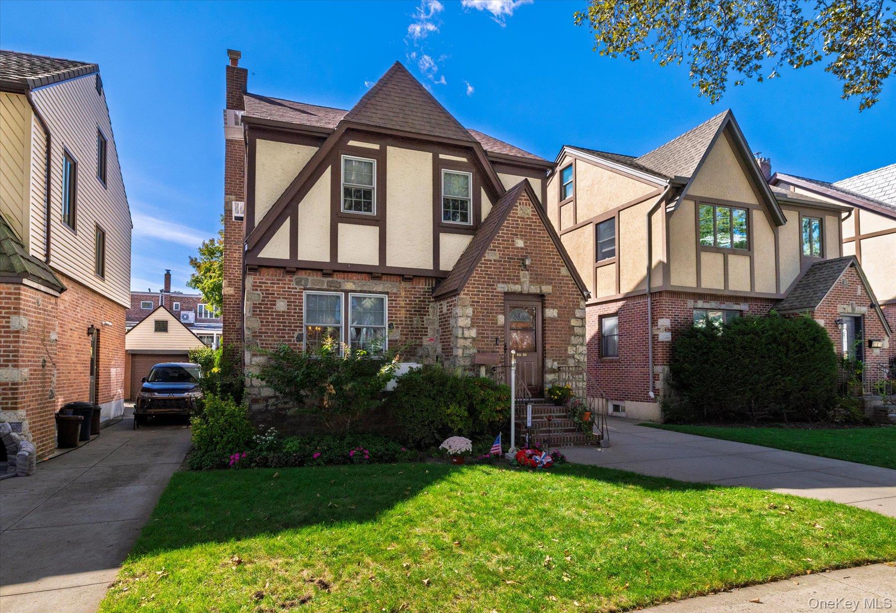 69th Ln, Maspeth, NY 11378 #1