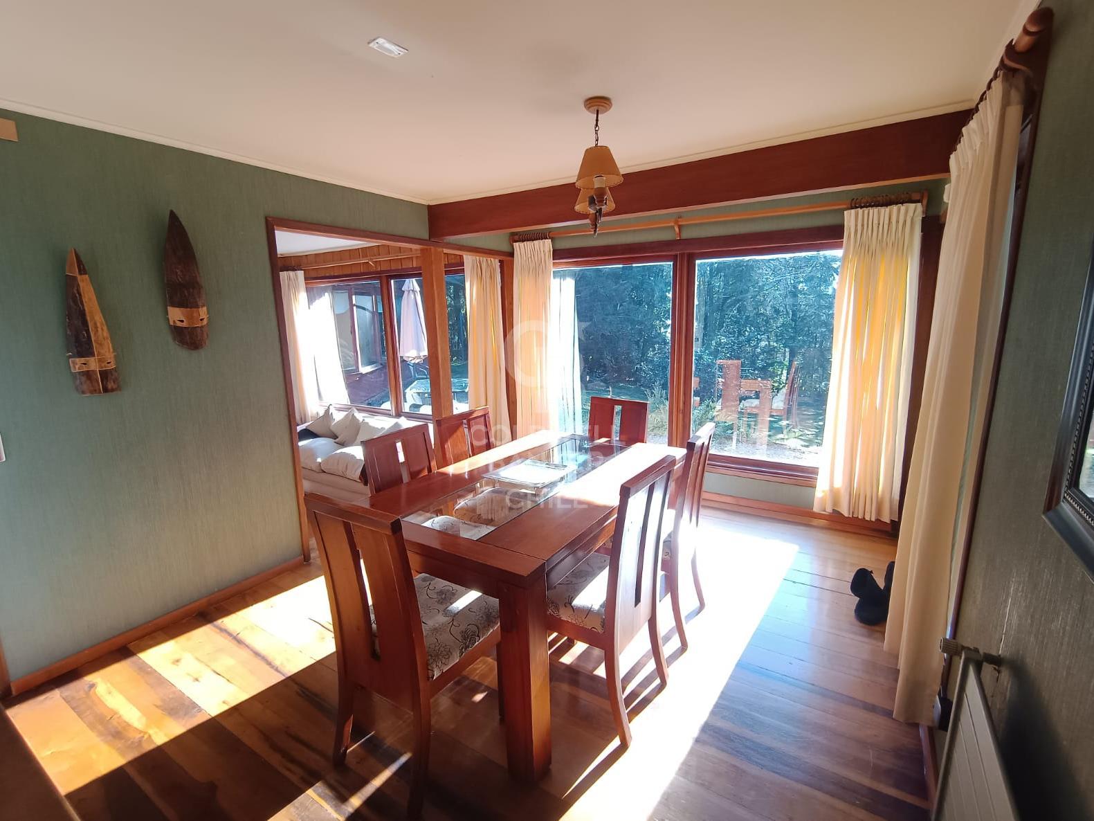 Puerto Varas, Chile, 4 Bedrooms Bedrooms, ,4 BathroomsBathrooms,Residential,For Sale,1987721