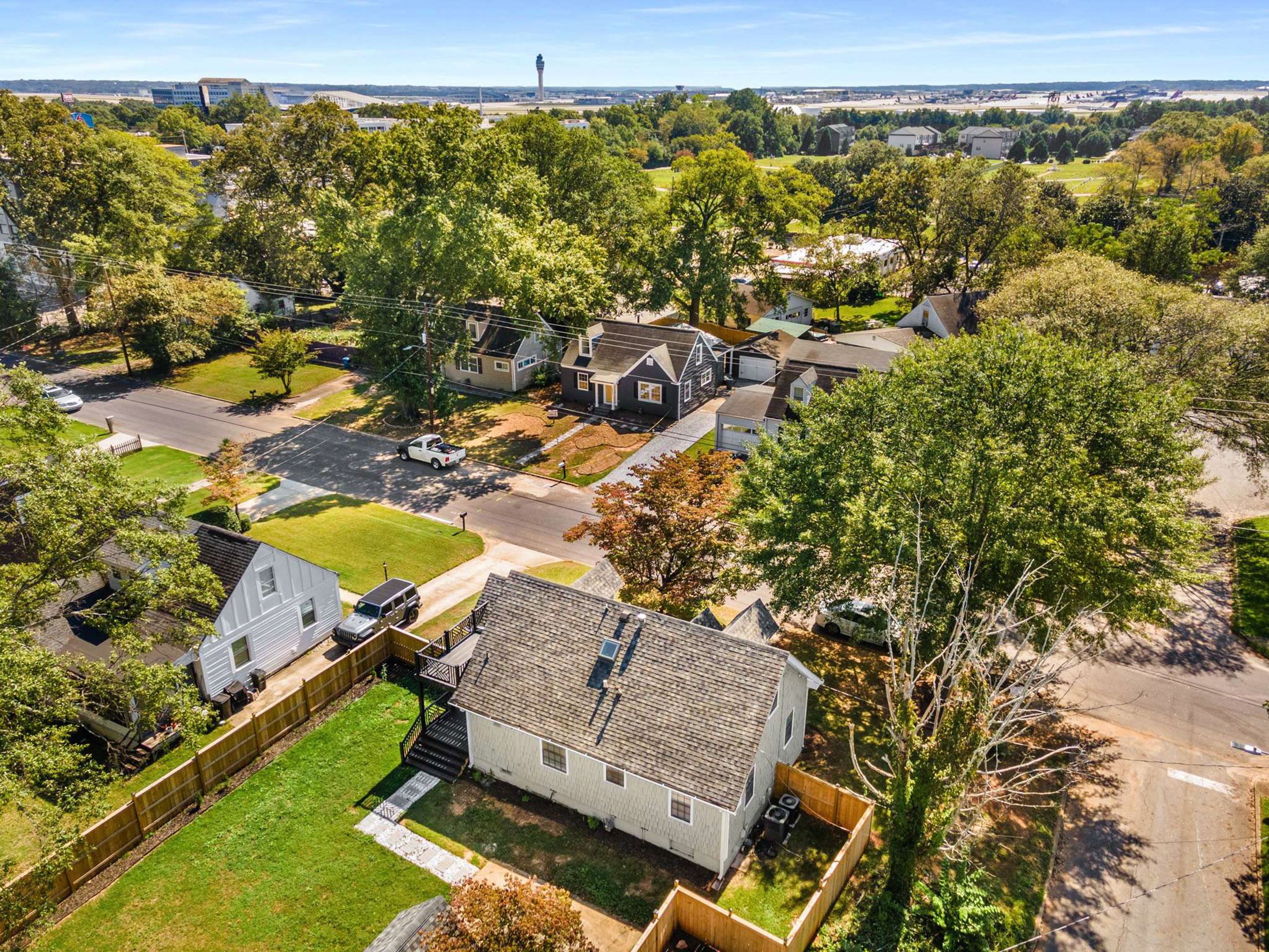  Beautifully Renovated Home in Historic College Park - 物件實景