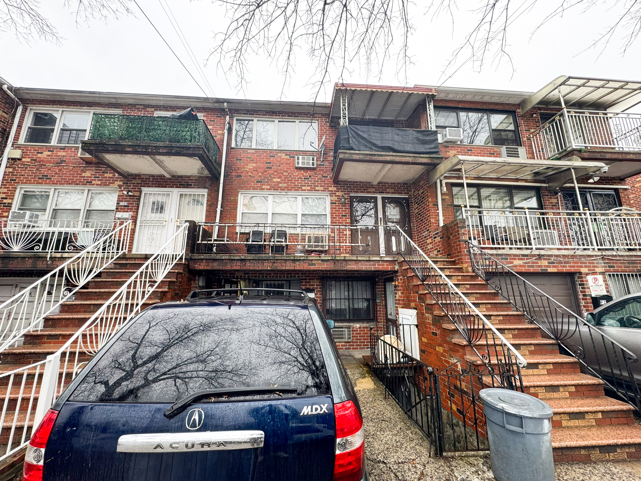 Brooklyn, New York, 11234, United States, 8 Bedrooms Bedrooms, ,7 BathroomsBathrooms,Residential,For Sale,2005197