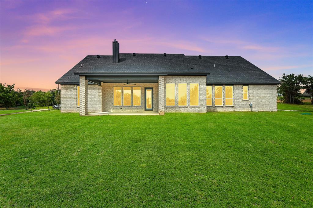 Weatherford, Texas, 76088, United States, 4 Bedrooms Bedrooms, ,3 BathroomsBathrooms,Residential,For Sale,1939670