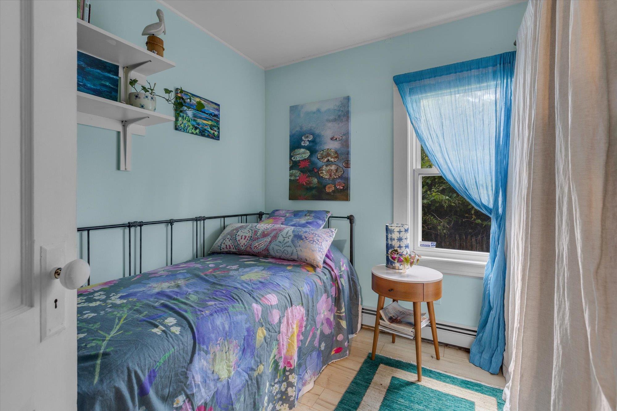 Northport, New York, 11768, United States, 2 Bedrooms Bedrooms, ,1 BathroomBathrooms,Residential,For Sale,1828550