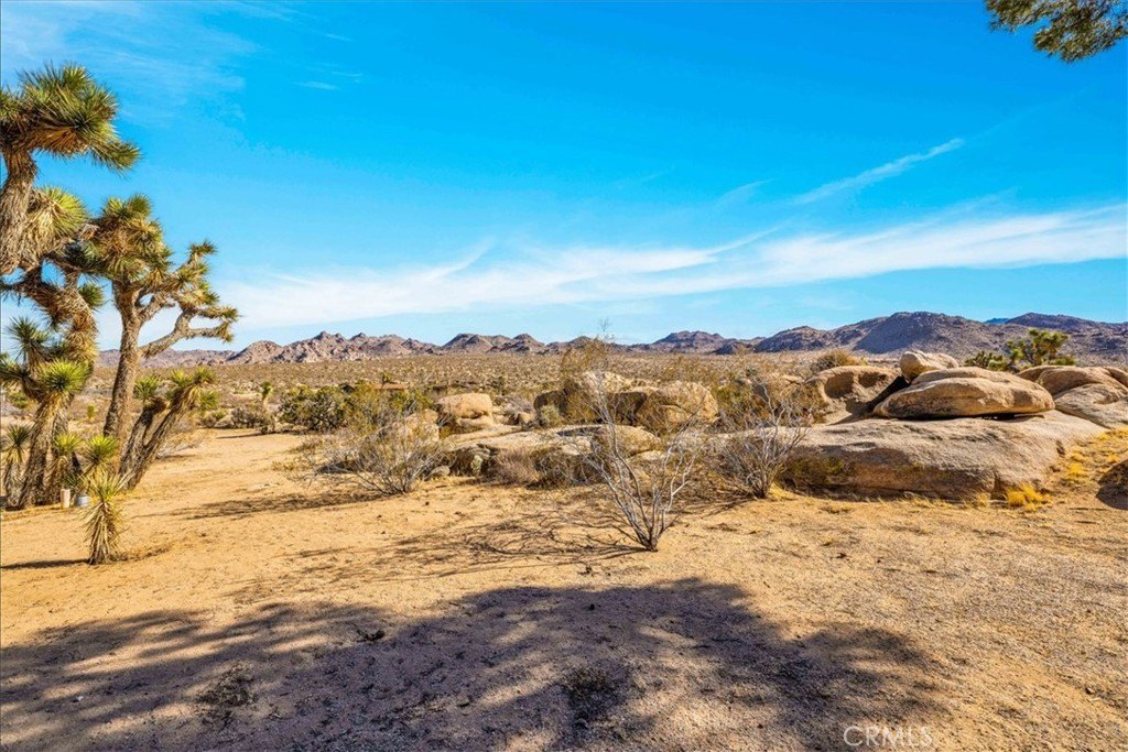 Joshua Tree, California, 92252, United States, 3 Bedrooms Bedrooms, ,2 BathroomsBathrooms,Residential,For Sale,1942307