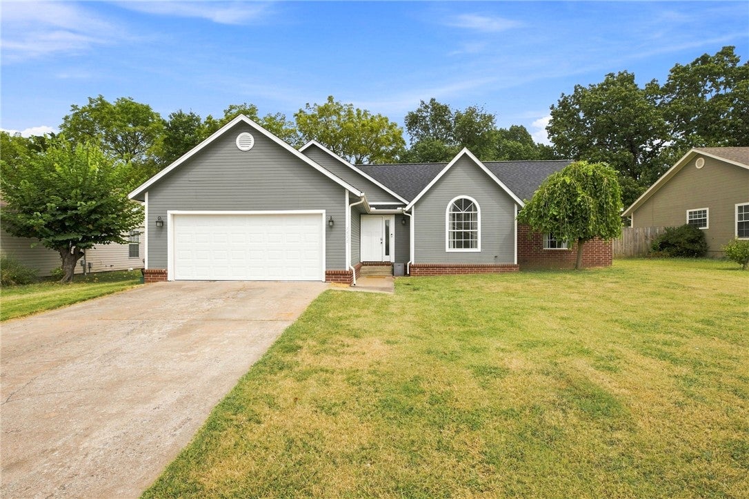 Salem Rd, Fayetteville, AR 72704