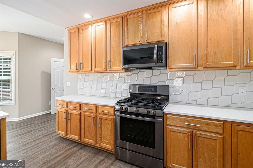 Newnan, Georgia, 30265, United States, 4 Bedrooms Bedrooms, ,3 BathroomsBathrooms,Residential,For Sale,1922680