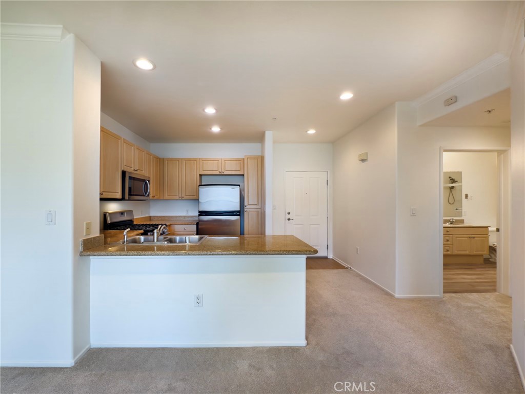 Irvine, California, 92612, United States, 1 Bedroom Bedrooms, ,1 BathroomBathrooms,Residential,For Sale,1906598