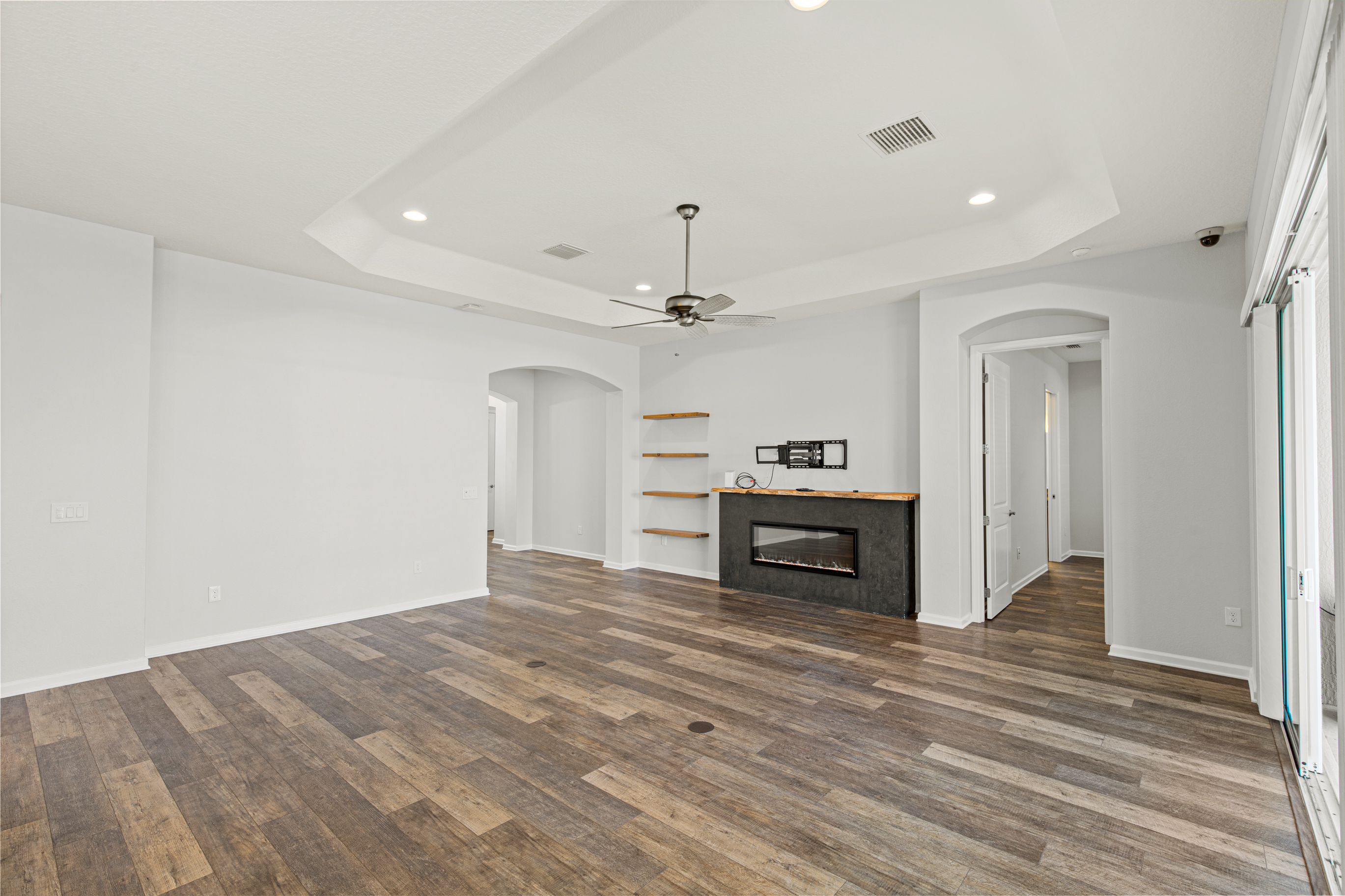 Oxford, Florida, 34484, United States, 3 Bedrooms Bedrooms, ,2 BathroomsBathrooms,Residential,For Sale,1989901