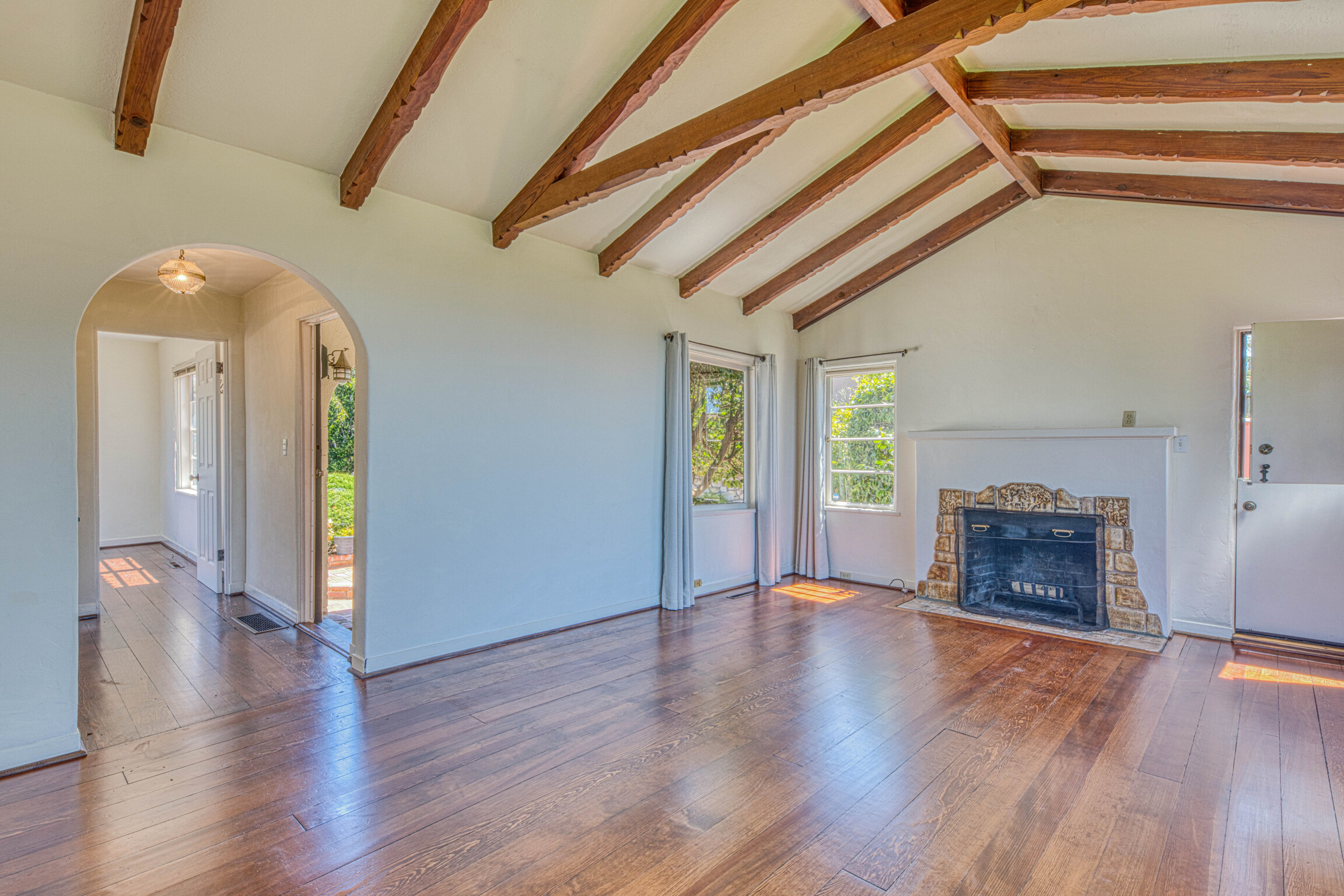  24489 San Mateo Avenue - 物件實景