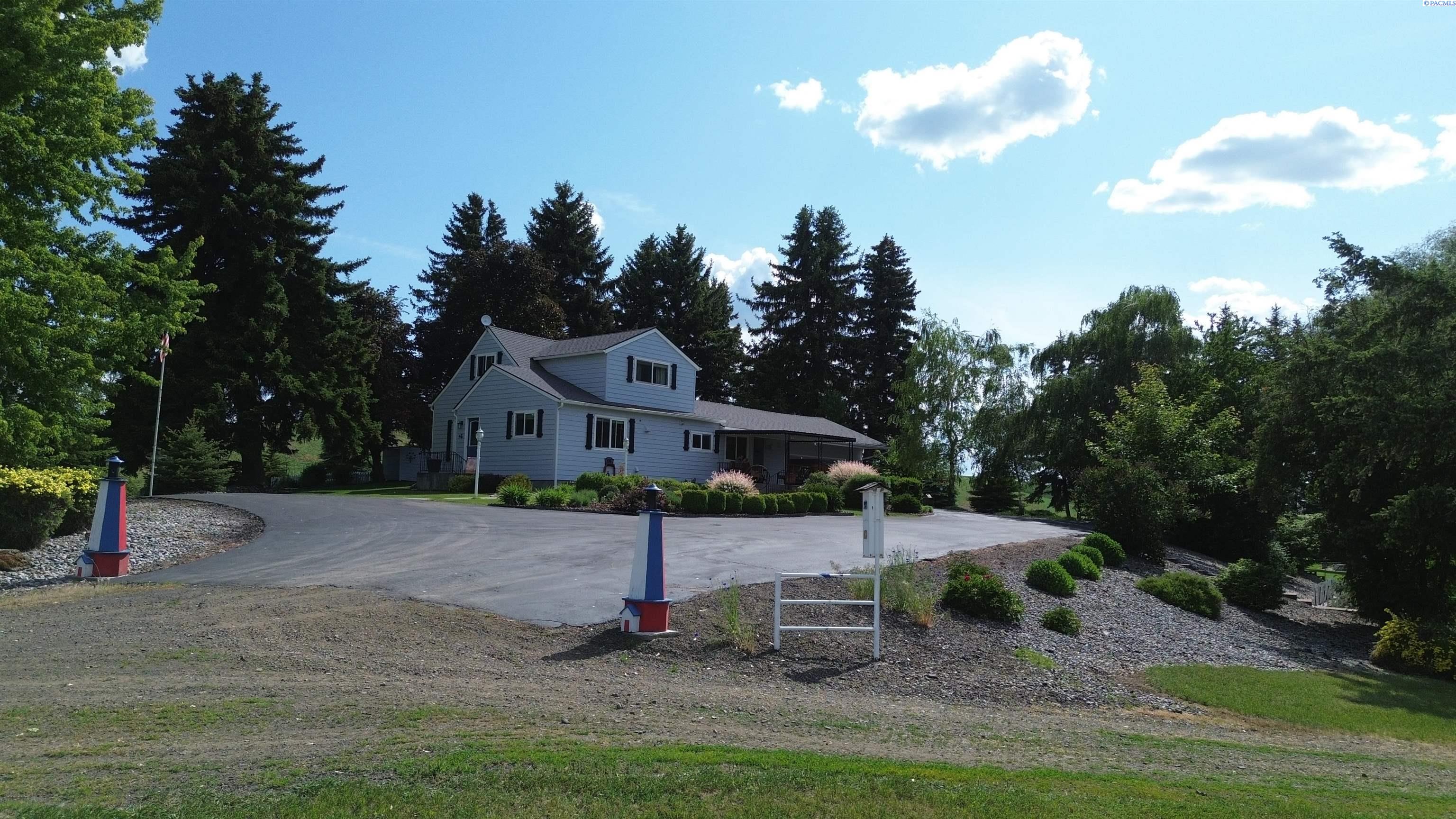 Tekoa, Washington, 99033, United States, 4 Bedrooms Bedrooms, ,2 BathroomsBathrooms,Residential,For Sale,1847399