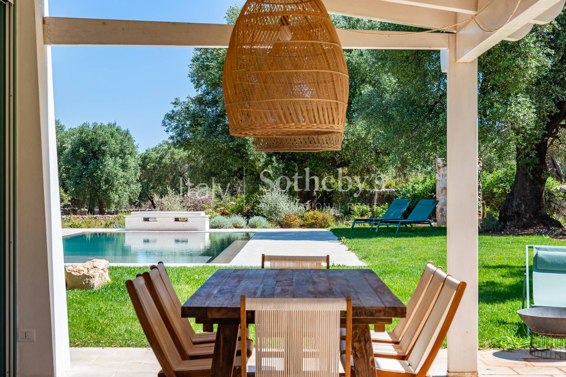  Refined trulli residence with swimming pool surrounded by nature - 物件實景