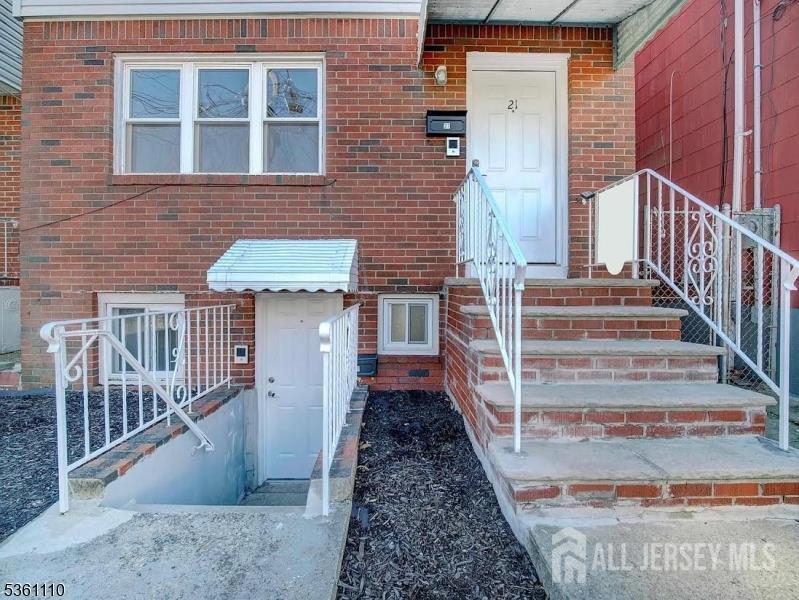 Jersey City, New Jersey, 07305, United States, ,Residential,For Sale,1918469