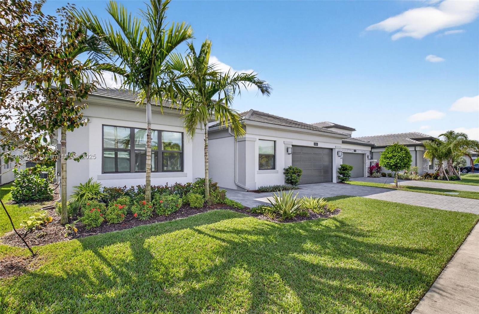 Boynton Beach, Florida, 33473, United States, 3 Bedrooms Bedrooms, ,4 BathroomsBathrooms,Residential,For Sale,1991077