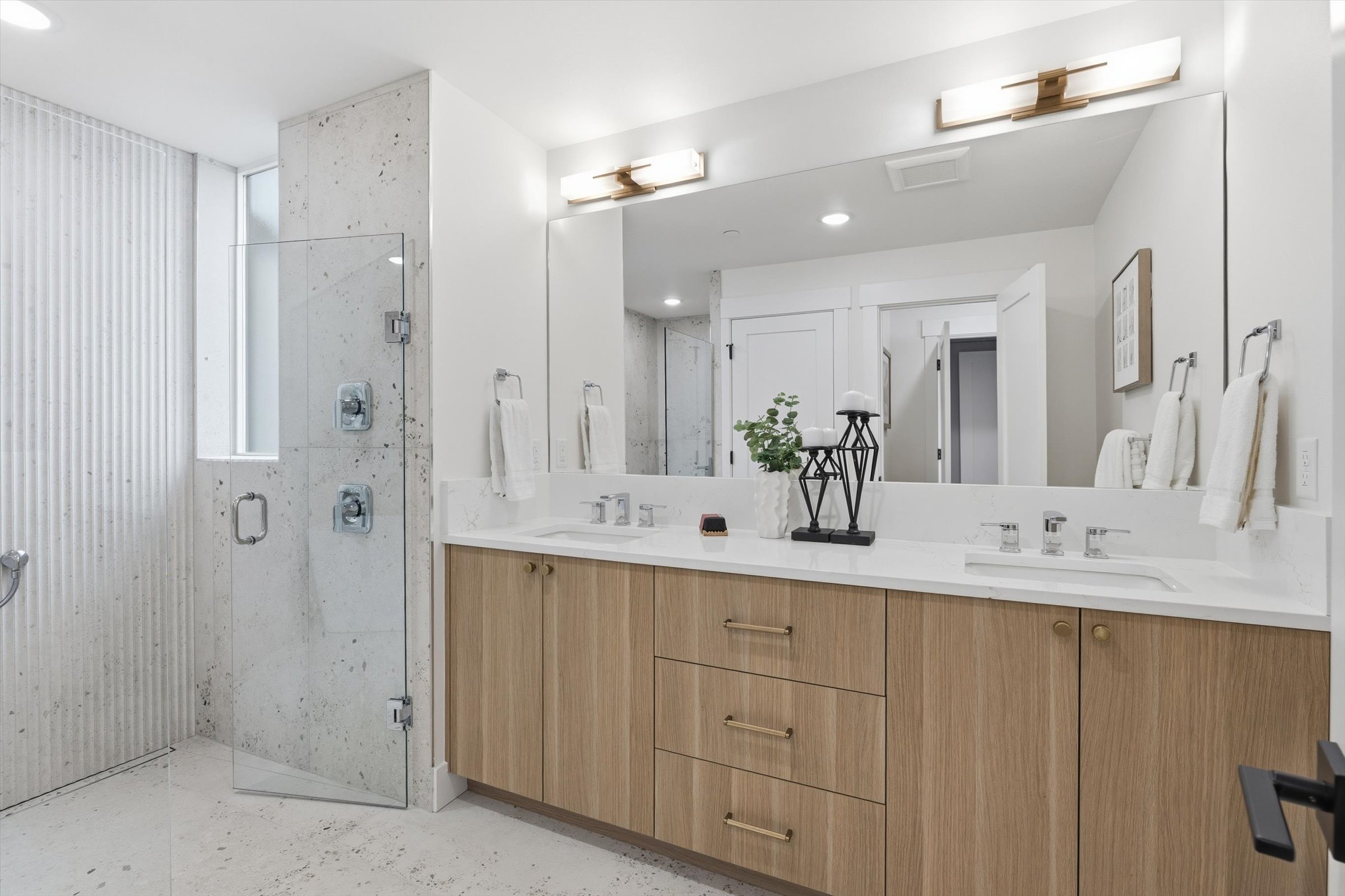  2016 Fairview Ave E Unit #C, Seattle, WA 98102 - 物件實景