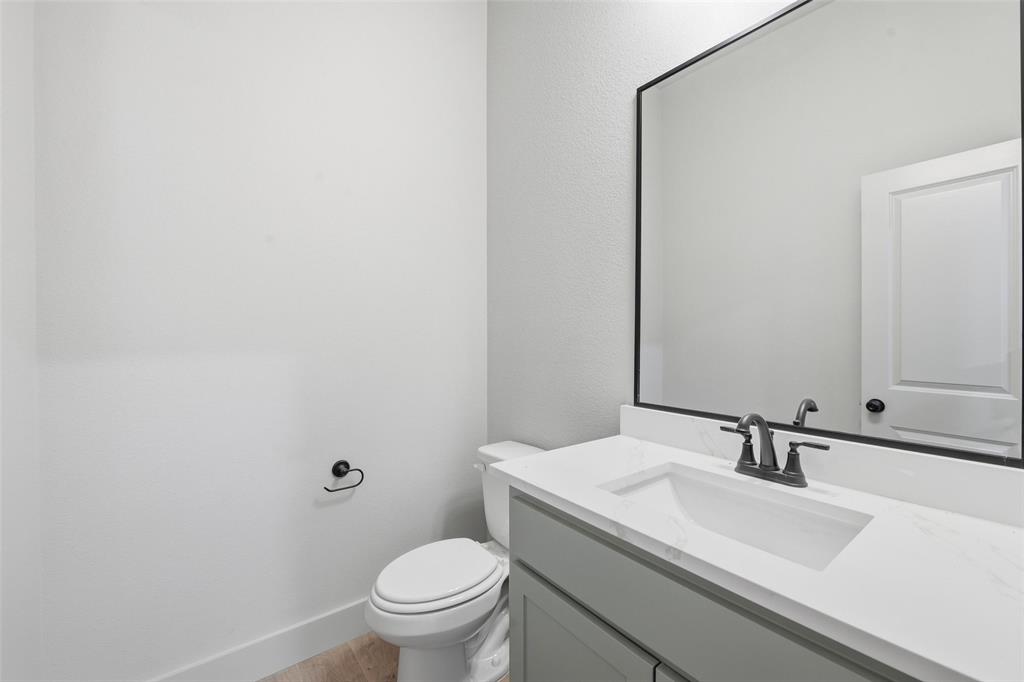 Poolville, Texas, 76487, United States, 4 Bedrooms Bedrooms, ,3 BathroomsBathrooms,Residential,For Sale,1989504