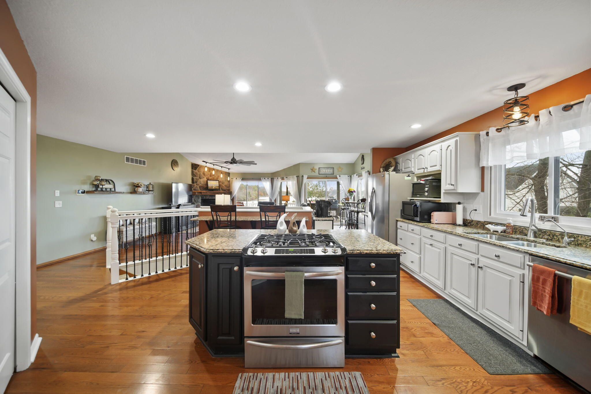 Onsted, Michigan, 49265, United States, 3 Bedrooms Bedrooms, ,3 BathroomsBathrooms,Residential,For Sale,1984603