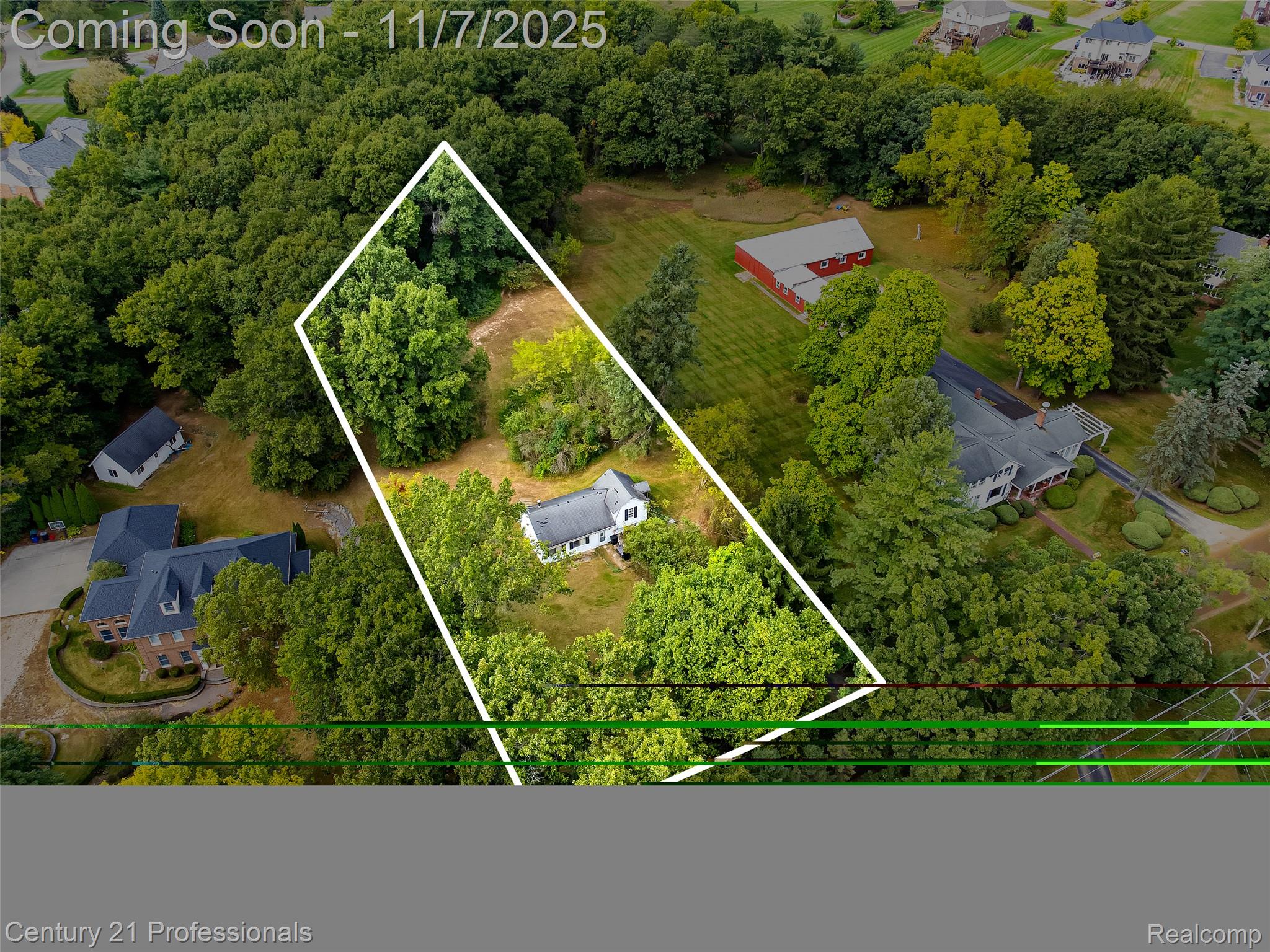 Clarkston, Michigan, 48348, United States, 4 Bedrooms Bedrooms, ,2 BathroomsBathrooms,Residential,For Sale,1987111