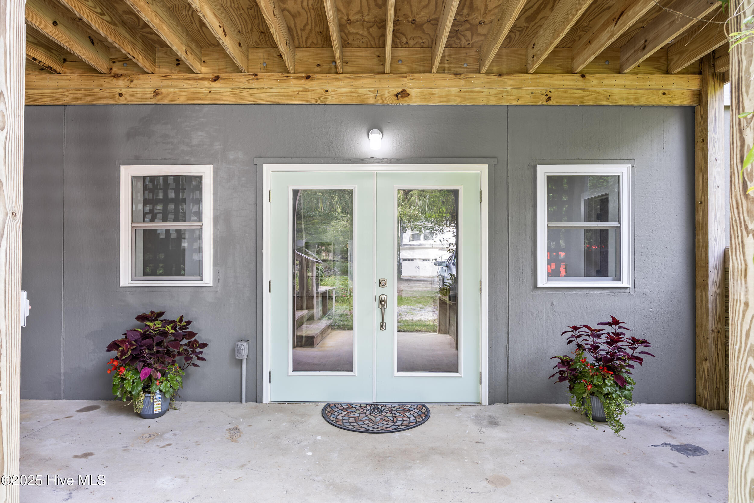 Wilmington, North Carolina, 28411, United States, 3 Bedrooms Bedrooms, ,3 BathroomsBathrooms,Residential,For Sale,1877023