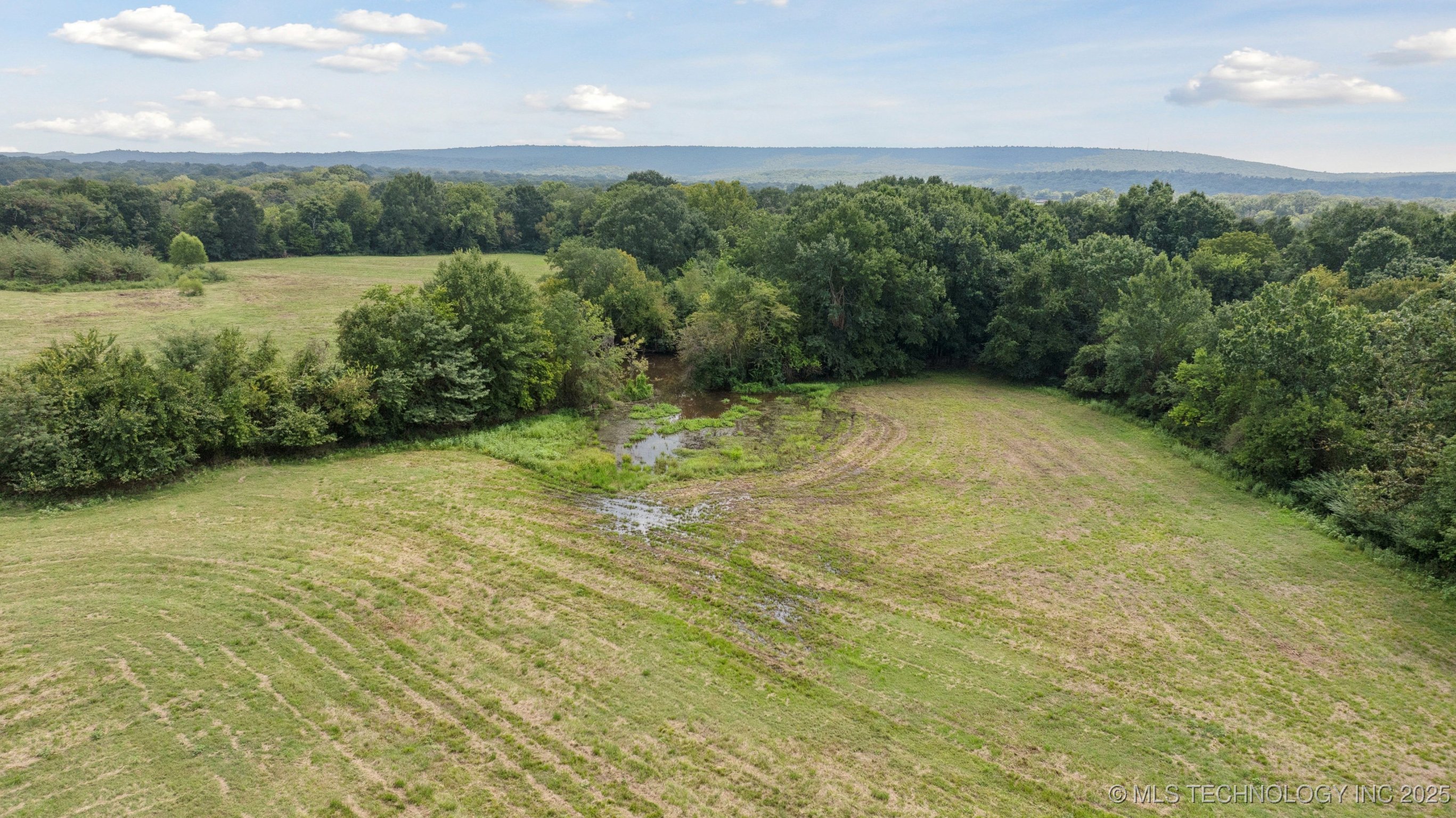 Wilburton, Oklahoma, 74578, United States, ,Residential,For Sale,1939872