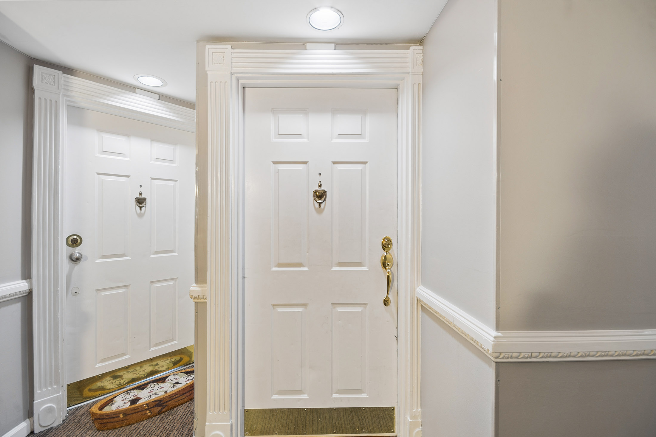  Stunning Designer-renovated Condo Minutes from Atlanta