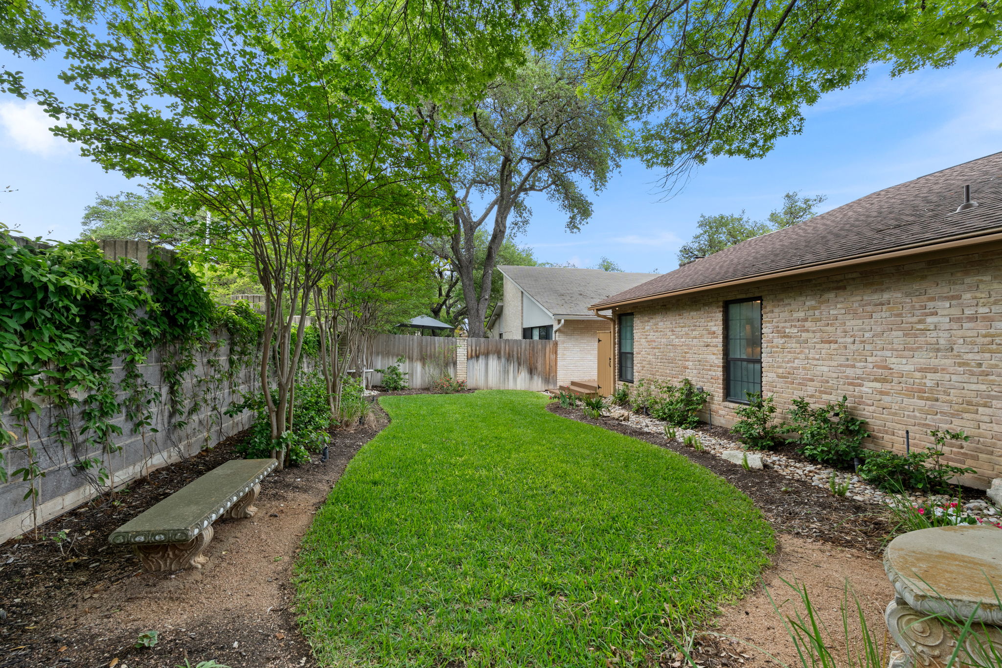  Jewel of Hunters Creek - 物件實景