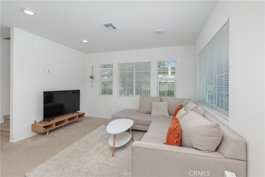 Murrieta, California, 92563, United States, 3 Bedrooms Bedrooms, ,3 BathroomsBathrooms,Residential,For Sale,1946900