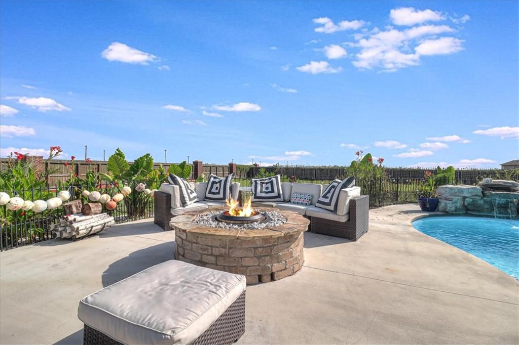 Corpus Christi, Texas, 78415, United States, 4 Bedrooms Bedrooms, ,3 BathroomsBathrooms,Residential,For Sale,1847107