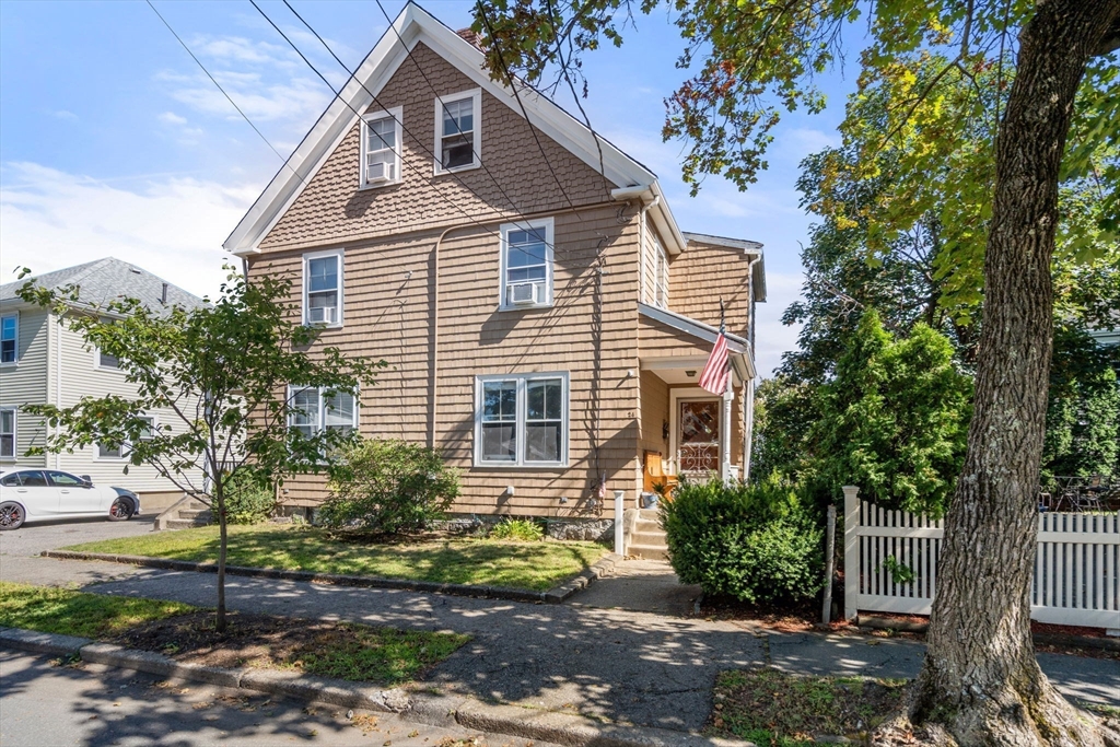Newton, Massachusetts, 02458, United States, 8 Bedrooms Bedrooms, ,2 BathroomsBathrooms,Residential,For Sale,1940417