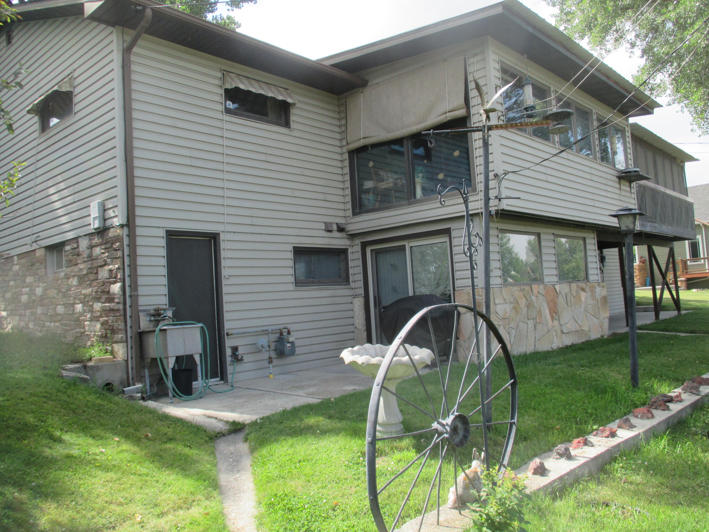 Buffalo, Wyoming, 82834, United States, 4 Bedrooms Bedrooms, ,3 BathroomsBathrooms,Residential,For Sale,2000125