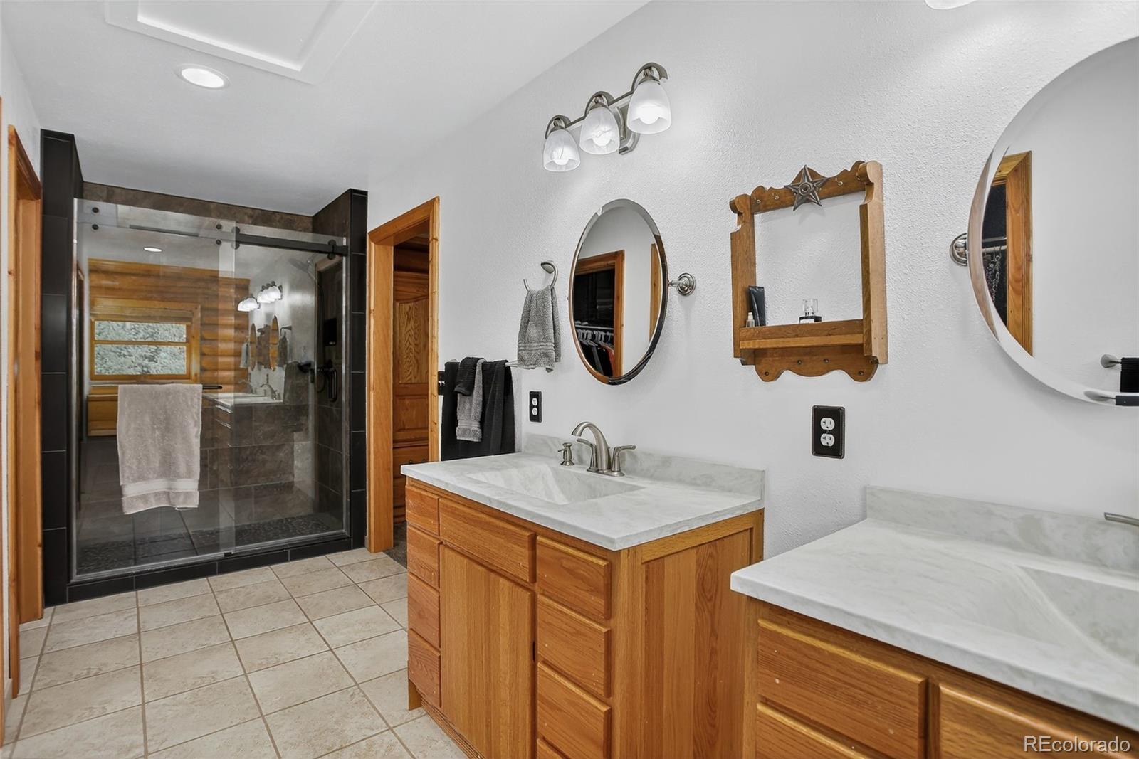 Golden, Colorado, 80403, United States, 3 Bedrooms Bedrooms, ,1 BathroomBathrooms,Residential,For Sale,1951002