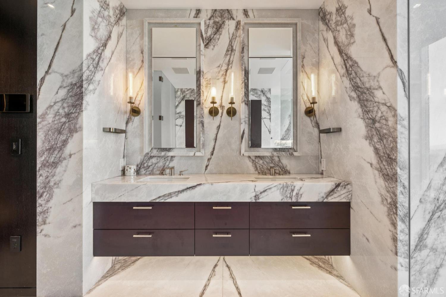 San Francisco, California, 94105, United States, 3 Bedrooms Bedrooms, ,4 BathroomsBathrooms,Residential,For Sale,1994422