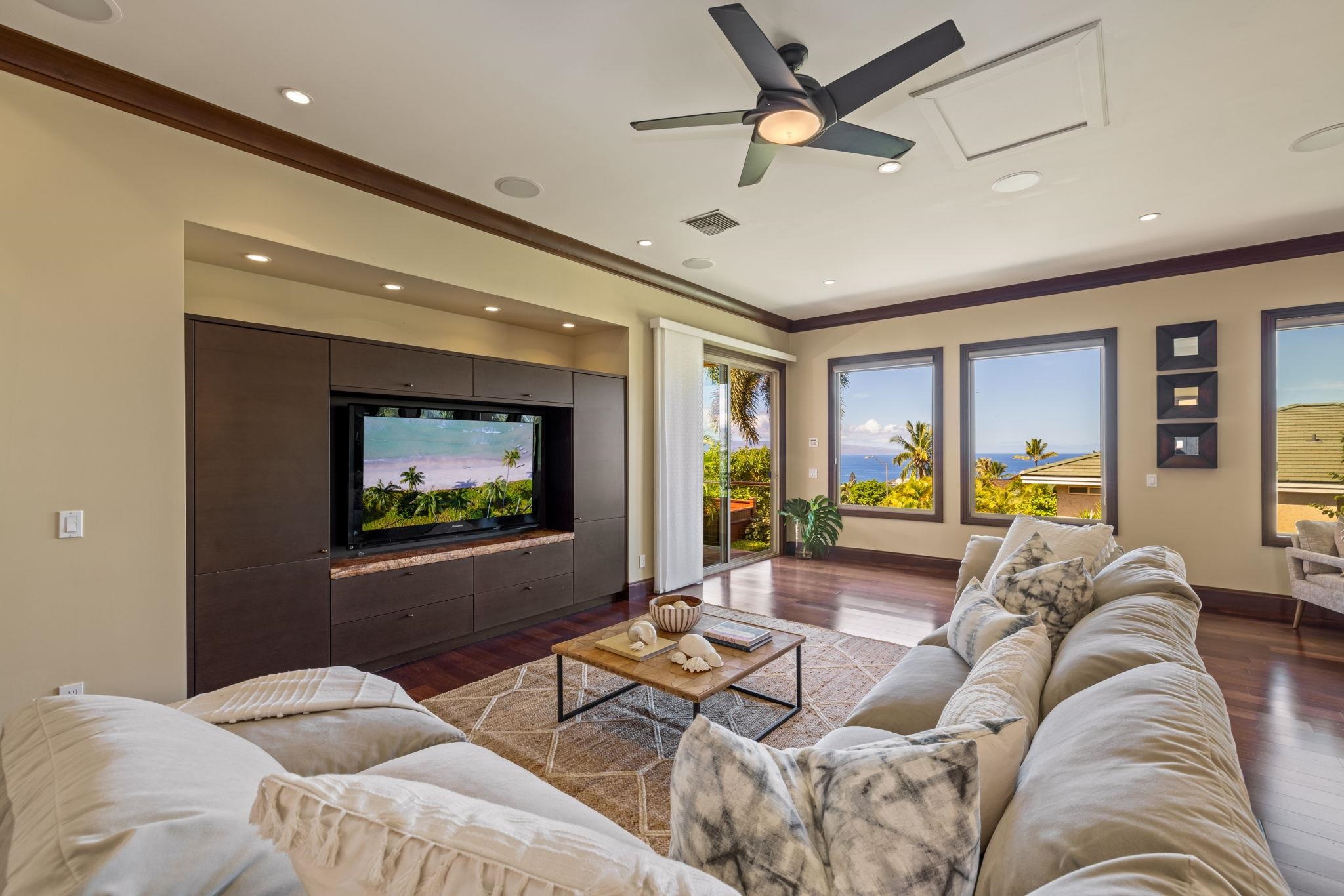 Lahaina, Hawaii, 96761, United States, 5 Bedrooms Bedrooms, ,5 BathroomsBathrooms,Residential,For Sale,1941963
