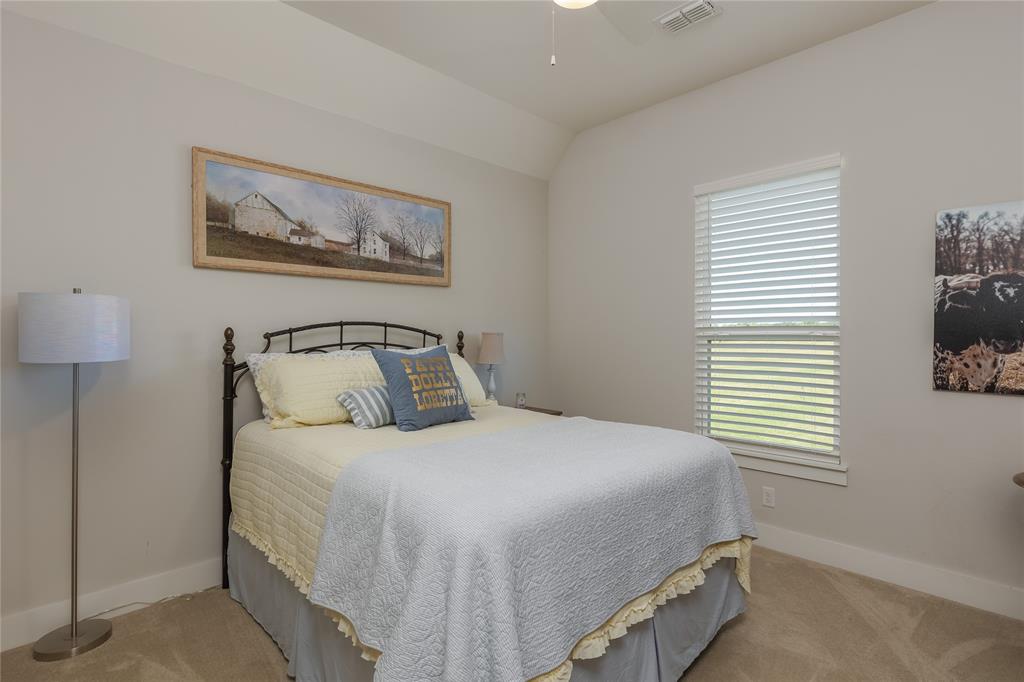 Weatherford, Texas, 76085, United States, 4 Bedrooms Bedrooms, ,2 BathroomsBathrooms,Residential,For Sale,1904359