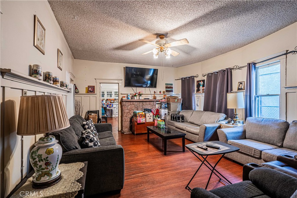 Los Angeles, California, 90031, United States, 4 Bedrooms Bedrooms, ,2 BathroomsBathrooms,Residential,For Sale,1794172