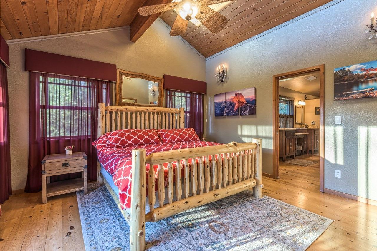 Oakhurst, California, 93644, United States, 3 Bedrooms Bedrooms, ,3 BathroomsBathrooms,Residential,For Sale,1982627