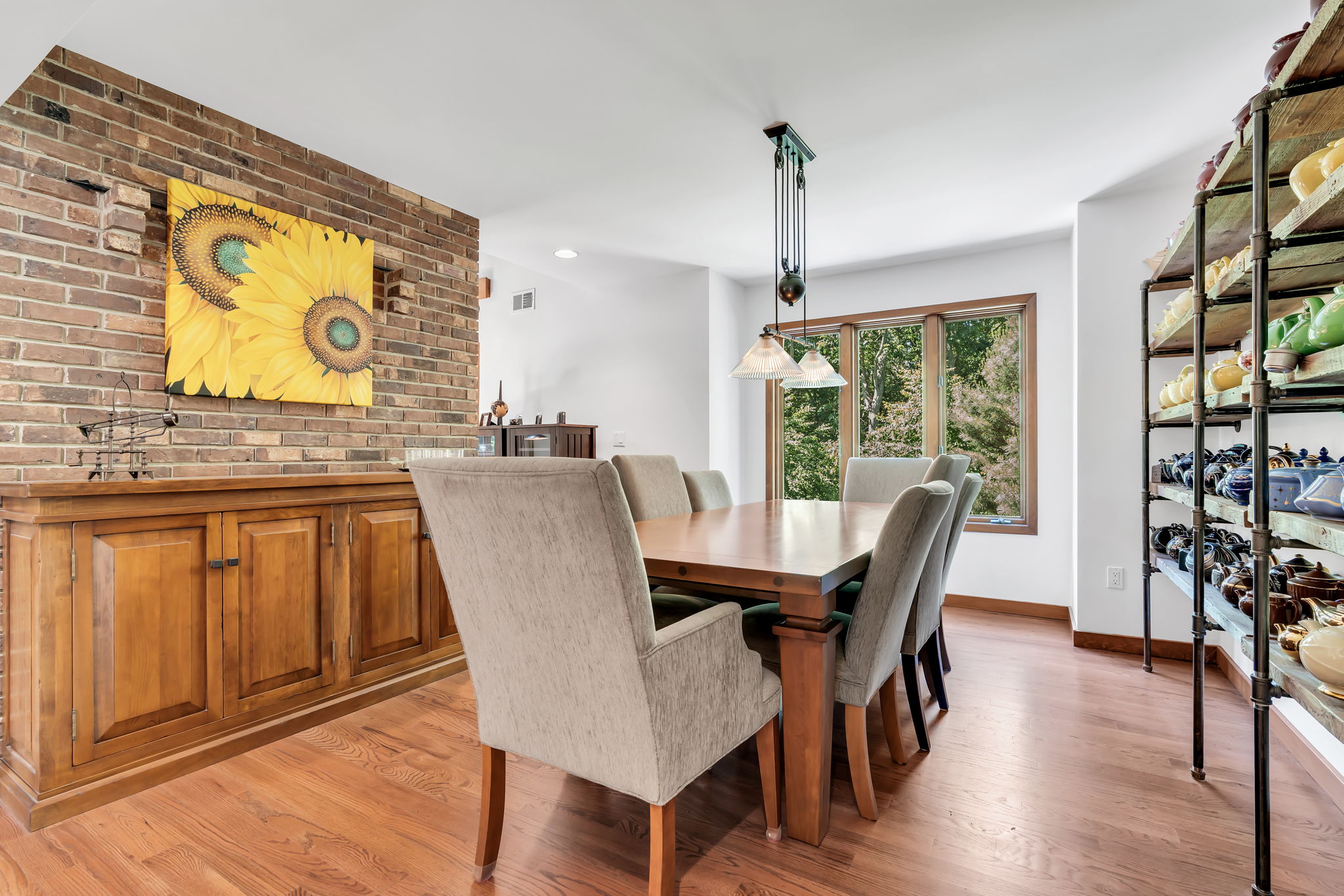  267 E Highland Avenue - 物件實景