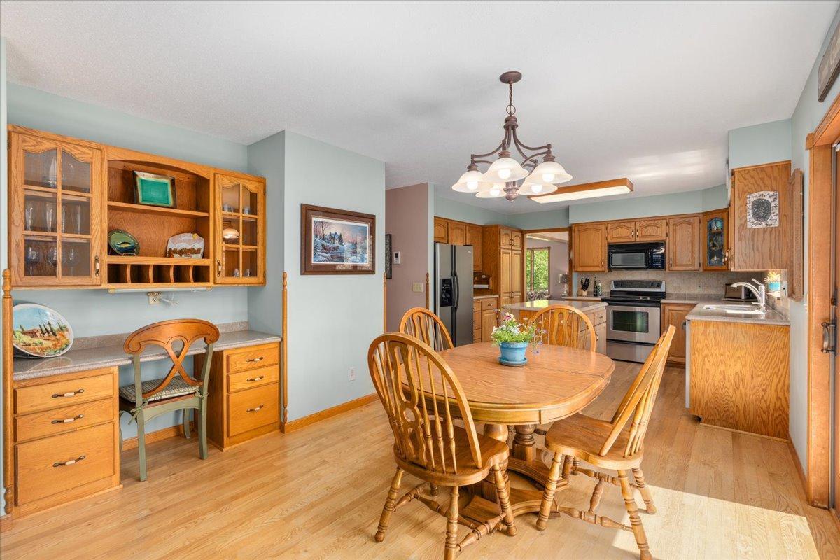 Stanton Twp, Wisconsin, 54017, United States, 3 Bedrooms Bedrooms, ,2 BathroomsBathrooms,Residential,For Sale,1828522