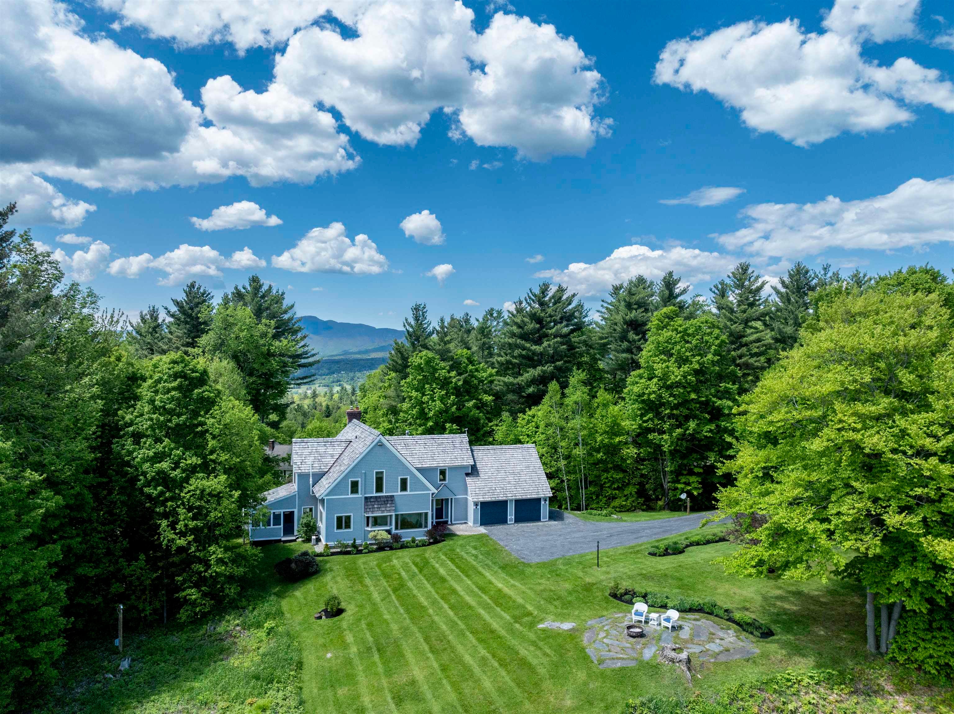 Stowe, Vermont, 05672, United States, 4 Bedrooms Bedrooms, ,2 BathroomsBathrooms,Residential,For Sale,1846681
