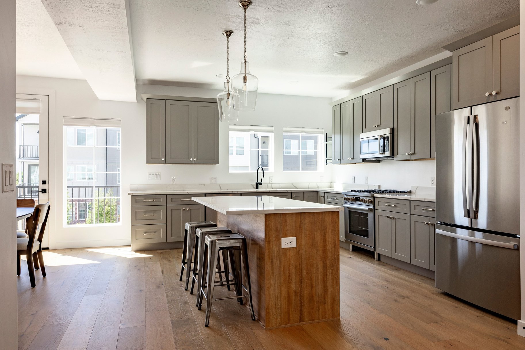  Lovely 4 Bed Modern Townhome with Timp views in East Heber with ADU - 物件實景