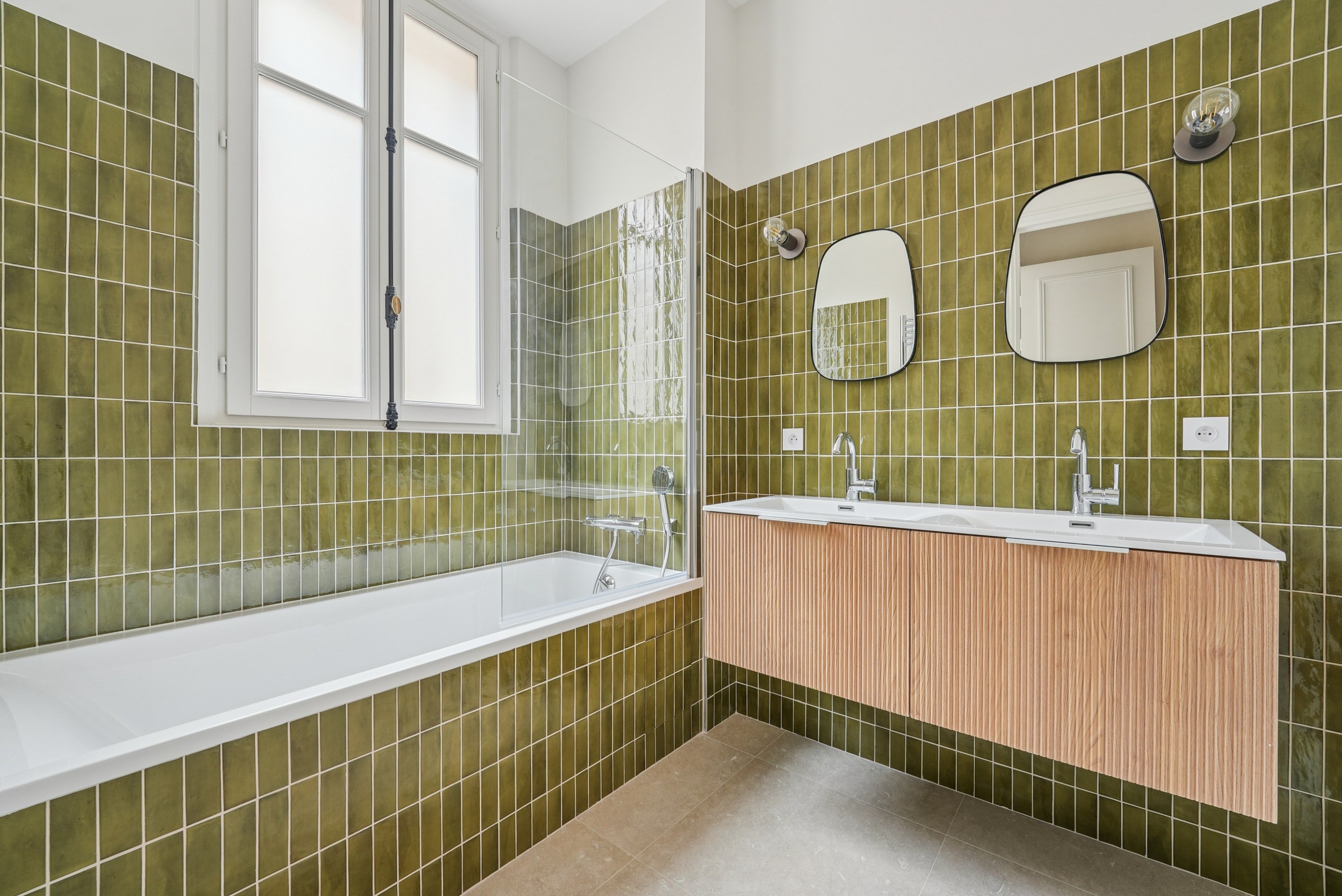  PARIS XVI - VILLAGE OF PASSY - RENOVATED FAMILY APARTMENT ON A HIGH FLOOR - 物件實景