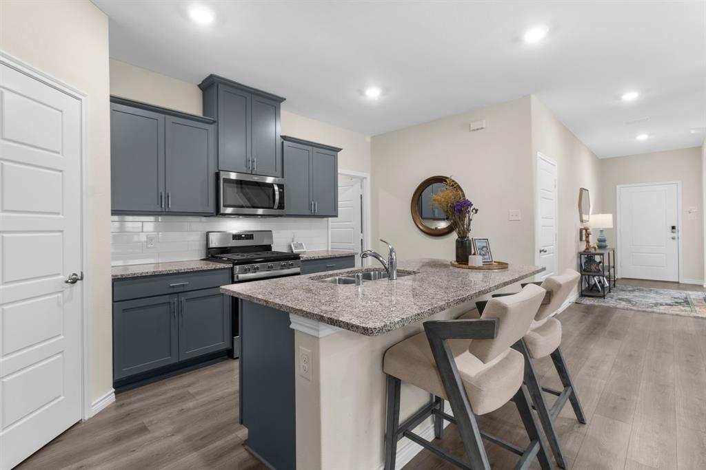 Little Elm, Texas, 75068, United States, 4 Bedrooms Bedrooms, ,3 BathroomsBathrooms,Residential,For Sale,1826722