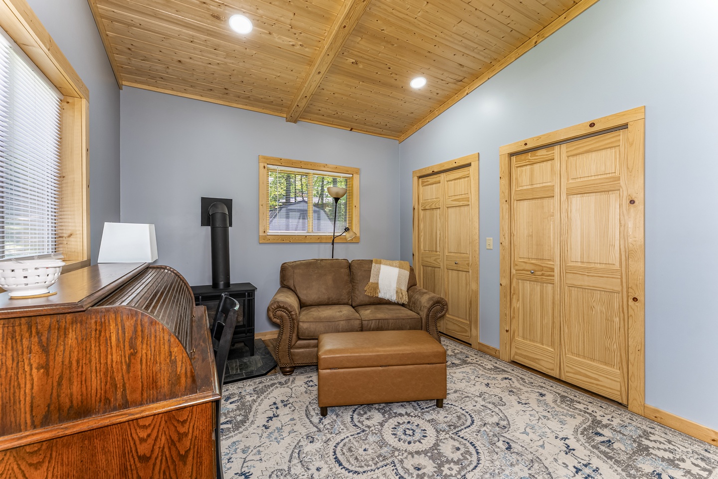 Oma, Wisconsin, 54534, United States, 2 Bedrooms Bedrooms, ,1 BathroomBathrooms,Residential,For Sale,2048309